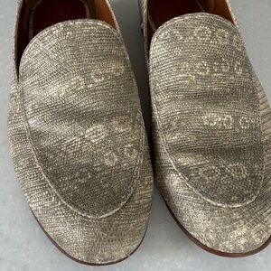 Women’s franco sarto loafers in gold patterned hue, sz 8